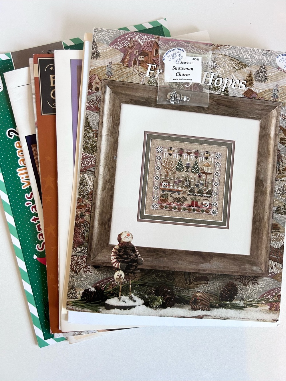 Lot of 8 counted cross stitch patterns - winter & Christmas